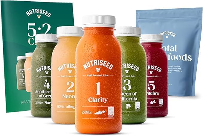 Nutriseed 52 Club Weight Management Plan, Choose from our Variety of Cold Pressed Juices, Soups and more, 100g Total Superfoods Pack, Guide & Tracker to Reaching Your Goals