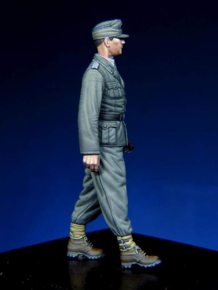 Amazon.com: The Body TBO35173 1/35 WWII Waffen SS Corps Otto