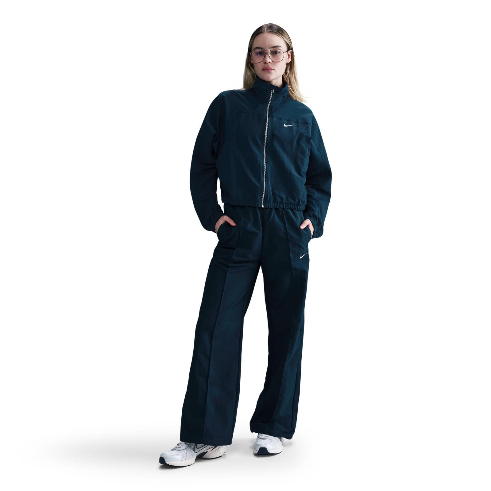 Nike Sportswear Everything Wovens Repel-Jacke mit UV-Schutz für Damen, HJ0999