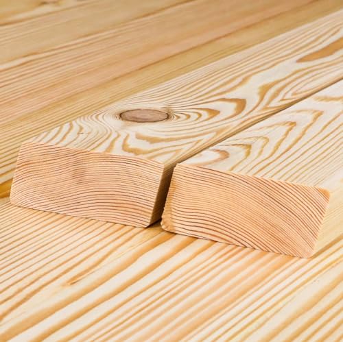 Il larice siberiano è un legno di conifera a fibre lunghe con venature molto decorative, che occupa una posizione di primo piano soprattutto nel giardinaggio e nel paesaggio e nella costruzione di case in legno. Visivamente, è caratterizzato da un alburno rossastro pallido che si deposita visibilmente dal durame giallastro al marrone rossastro.