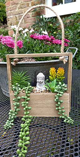 Jardín colgante de Buda bebé de 20 cm con plantas suculentas de imitación ornamentales, un hermoso adorno tranquilo y colorido Cover