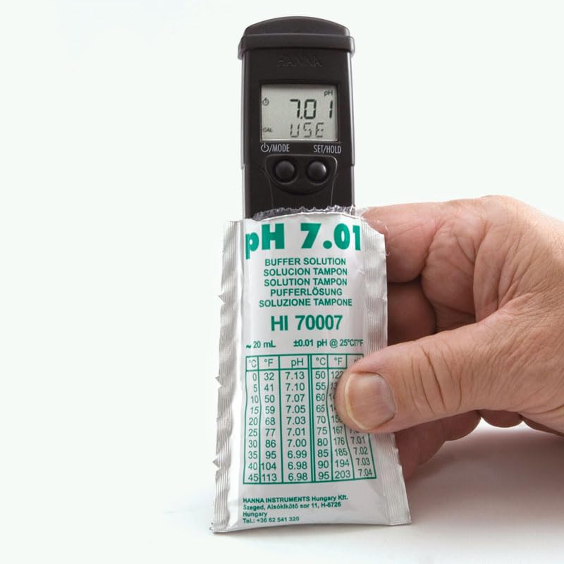 Hanna COMBO Tester HI98129 für pH-Wert, Leitfähigkeit, TDS und Temperatur bis 3999 µS, wasserdicht