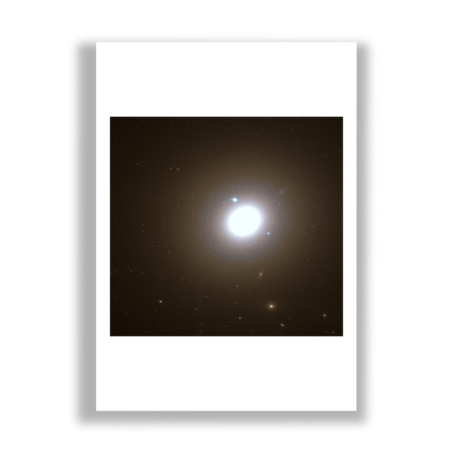 Affiche Hubble NGC 1399 Spiffing Prints pour décorer un bureau - 7