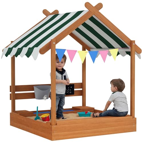 Outsunny Arenero para Niños de Madera, Arenero Infantil en Forma de Casa con 2 Asientos, Toldo, 6 Banderines, 2 Bandejas Extraíbles, Grifo y Pizarra, para Patio, Jardín, 124x116x146 cm, Naranja