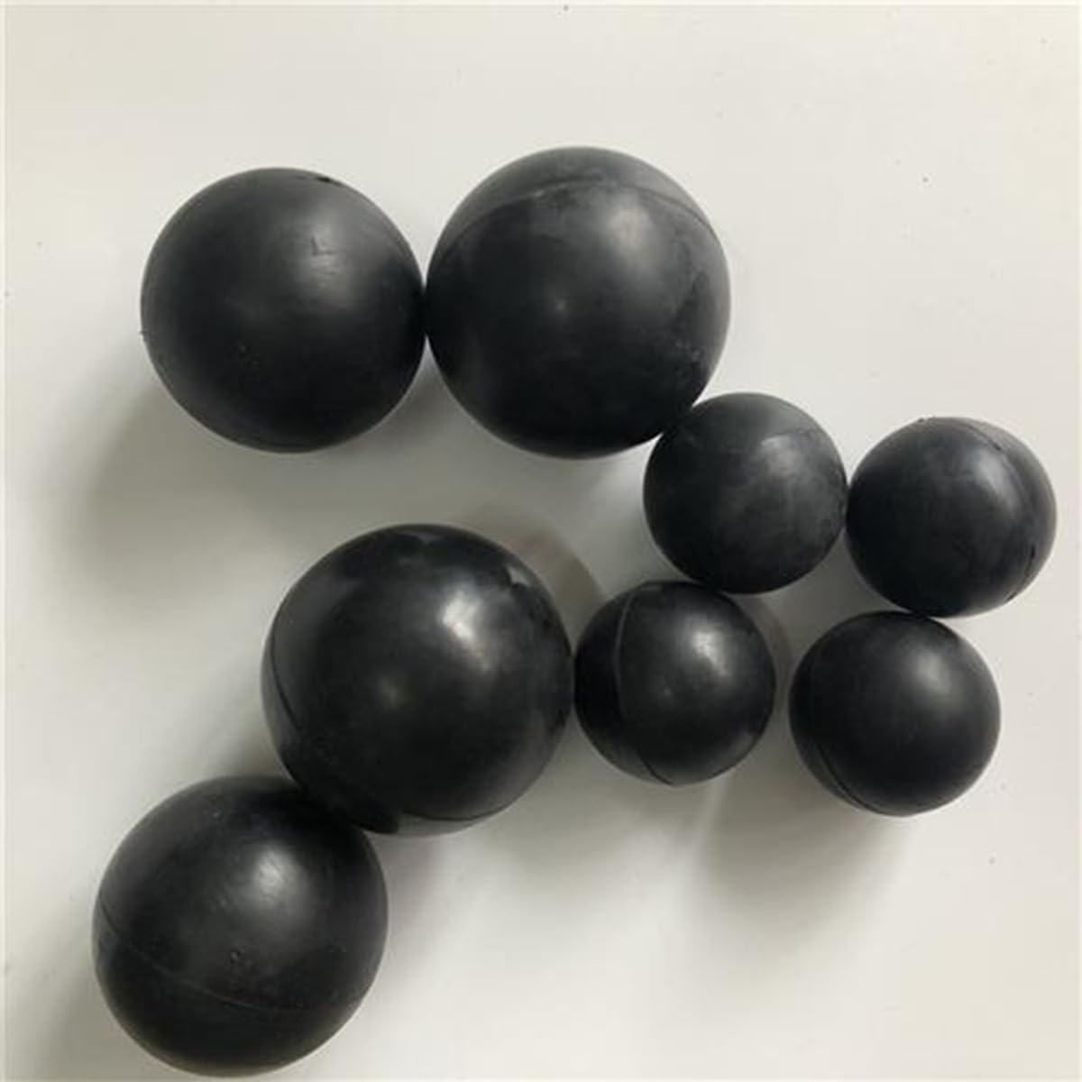 Schwarzer Vollgummiball, 20-75mm Durchmesser, langlebige runde Gummikugeln für Trainingsübungen, Bergbaumaschinen und Vibrationssiebanwendungen((10pcs)40mm)