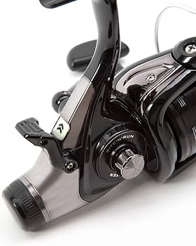 Daiwa Black Widow BR 5000A : Amazon.ca: Sports & Outdoors