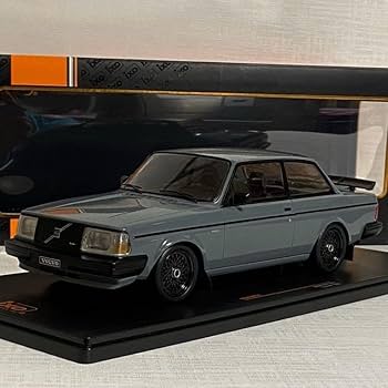 Amazon.co.jp: 1/18 ボルボ 240 ターボ／VOLVO 240 Turbo Custom 1985