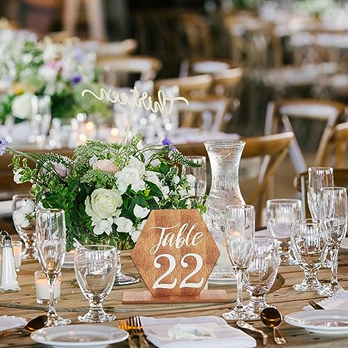 Numéros de table de réception pour éviter la confusion des invités au mariage - 7