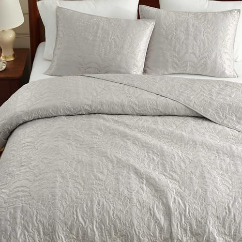Image of Martha Stewart - King Size Quilt Set, Soft & Smooth Sateen Bedding with a Light and Breathable Feel, 3 Piece Bed Set with Matching Pillowcases (Fern Embroidery Grey)