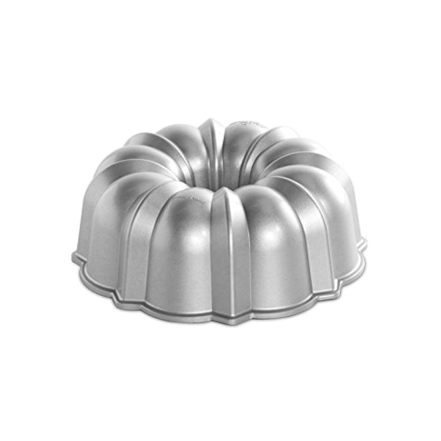 Nordic Ware Cast Classic Bundt Pan