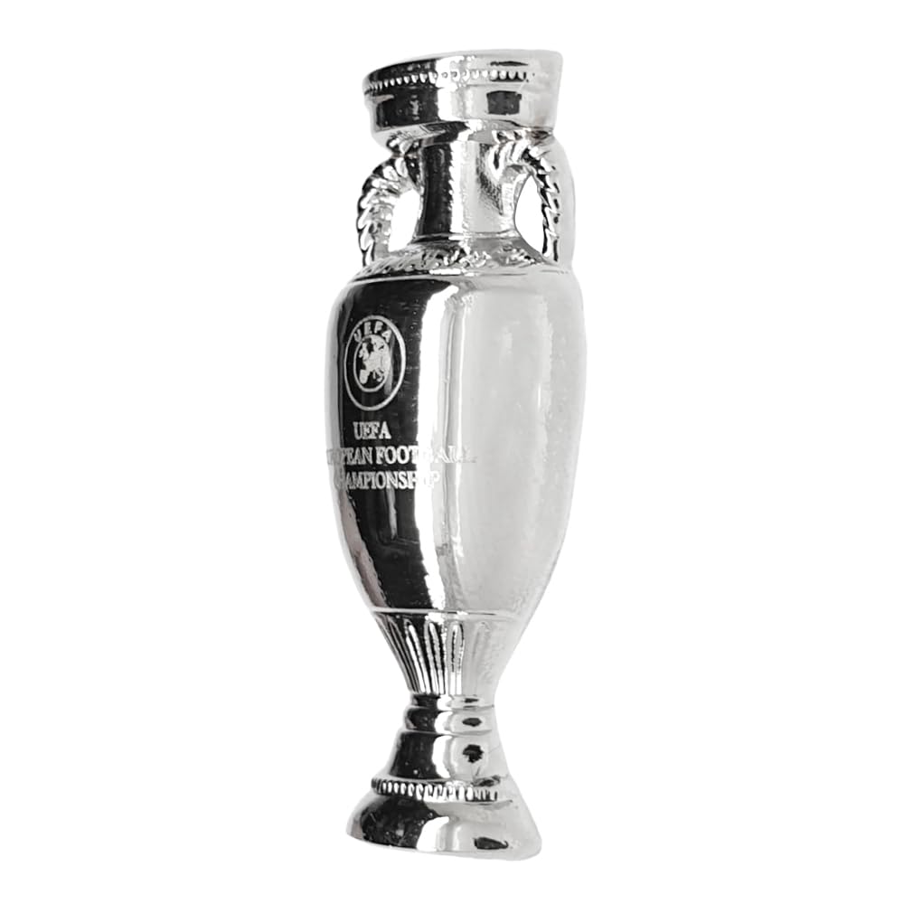 AMBALLCOM | Réplica en miniatura de la Copa Uefa EURO 2024 | Pin's anfitrión - Varias ciudades | 23x31mm | Tarjeta en papel | Regalo para los fanáticos del fútbol