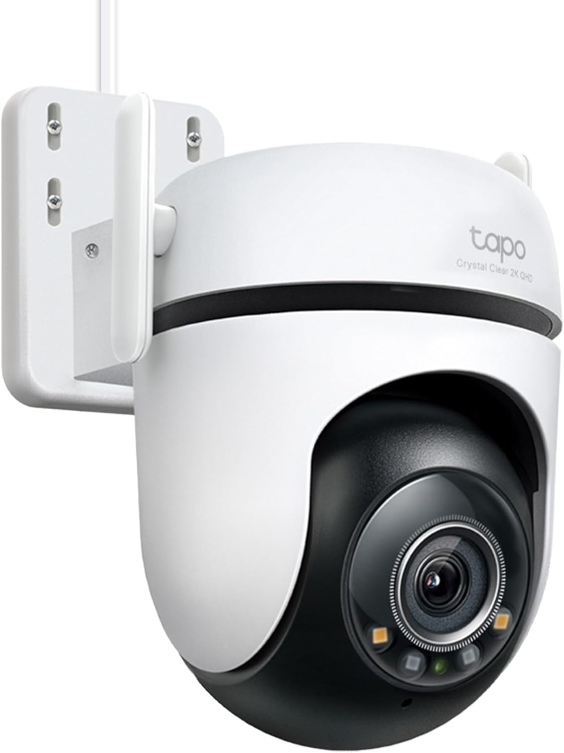 The Tapo C520WS features a 360° pan and tilt capability for comprehensive outdoor surveillance.
