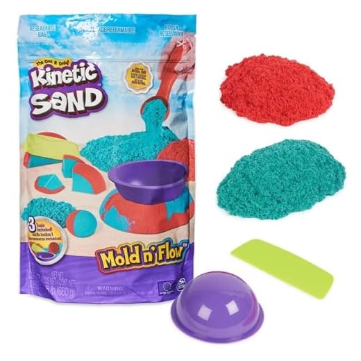 Kinetic Sand, Mold N’ Flow, 680g, Sabbia in 2 Colori, Rossa e Verde, 3 Strumenti per Modellare e Creare, Gioco per Bambini e Bambine, 3+ Anni