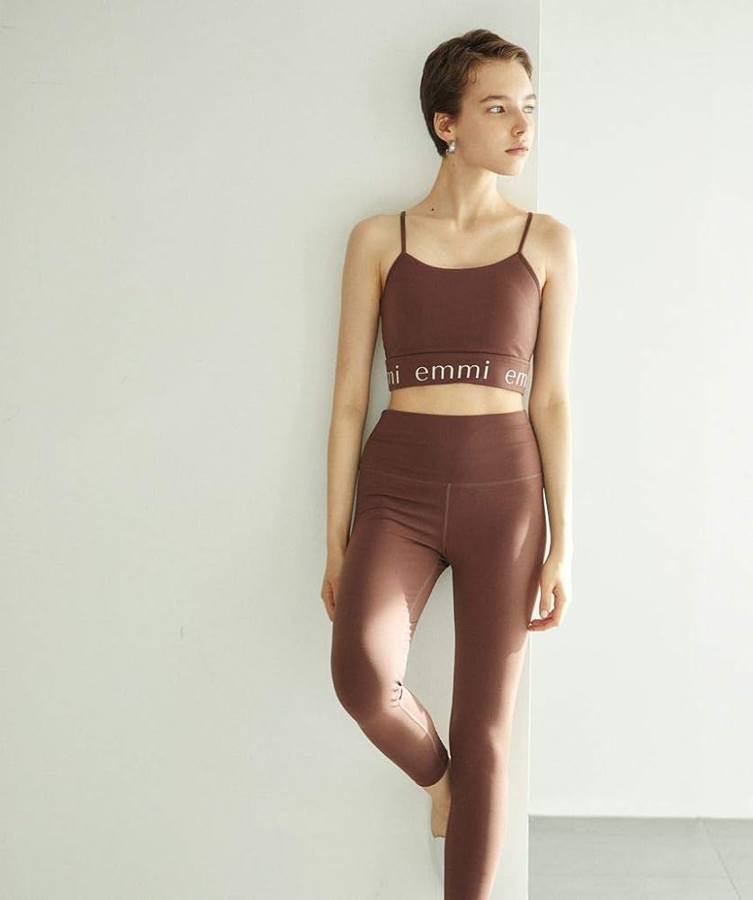 【未使用】emmi ヨガウェア（セットアップ） エミ emmi HAPPY YOGA 4SET ハッピーヨガ 4セット レディース