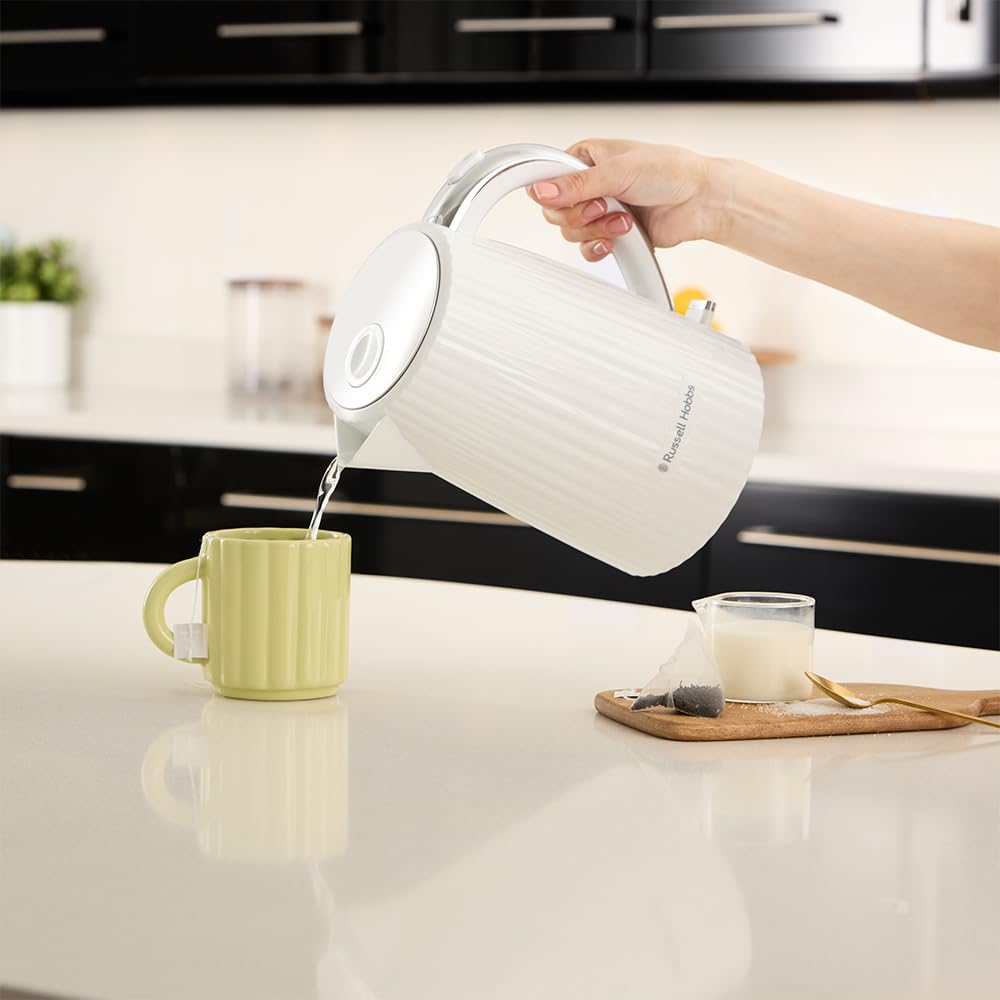 Russell Hobbs Hervidor de Agua Eléctrico, para agua caliente, té o café, 1,7 l, tapa apertura por presión, filtro extraíble y lavable, detalles cromados, blanco, 2400 W, Eden 27360-70