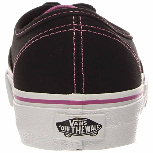 Baskets Vans U Authentic parfaites pour vos sorties urbaines en look décontracté - 4