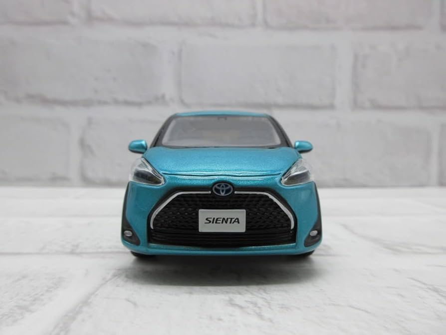 激レア！台湾仕様 トヨタシエンタ1/43ミニカー ラディアントグリーンメタリック トヨタ シエンタ 後期 1/30 カラーサンプル ラディアント