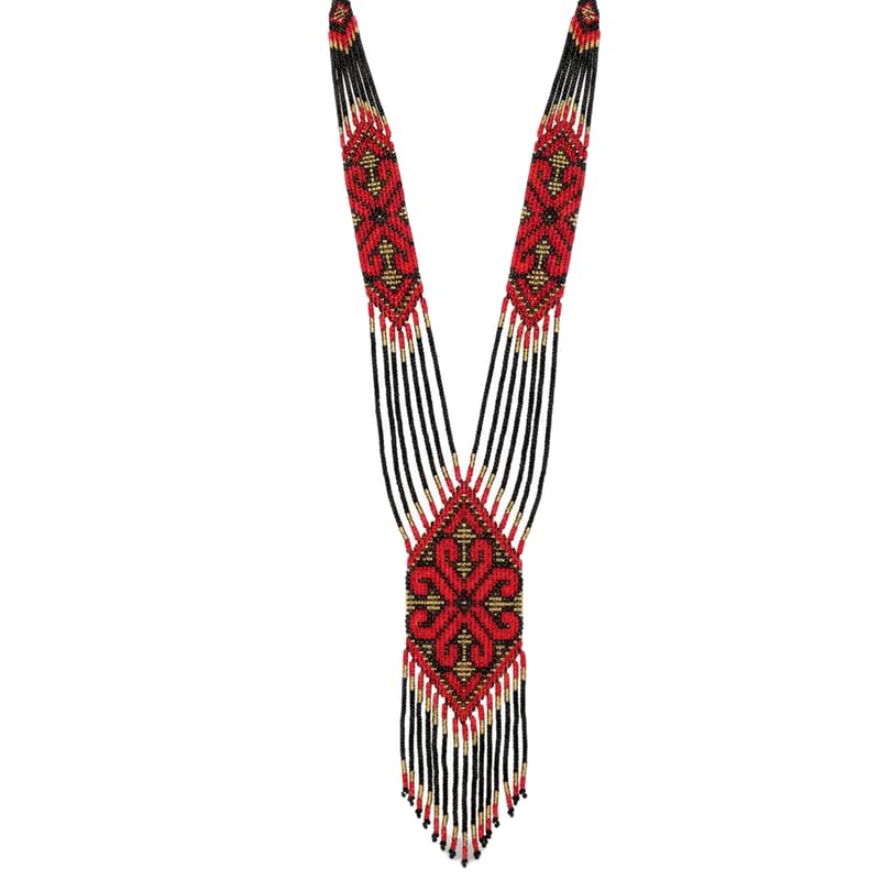 Collier Gerdan ukrainien en perles de rocaille pour sublimer un décolleté