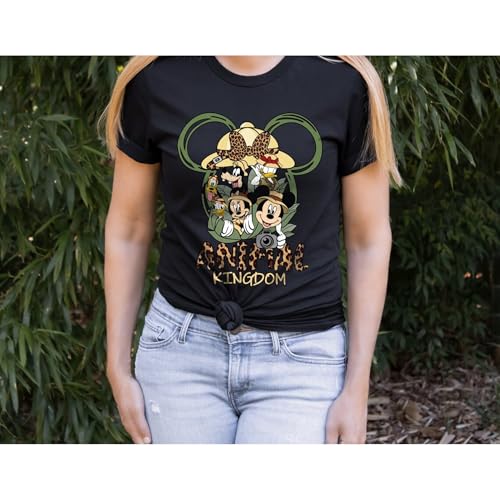 Custom Safari Family Shirts, Personalized Animal Kingdom Tees, Safari Family Matching Shirts, Safari Adventure Family Trip Shirts, Matching Family Vacation, Family Matching Shirt, Group Vacation Shirt3