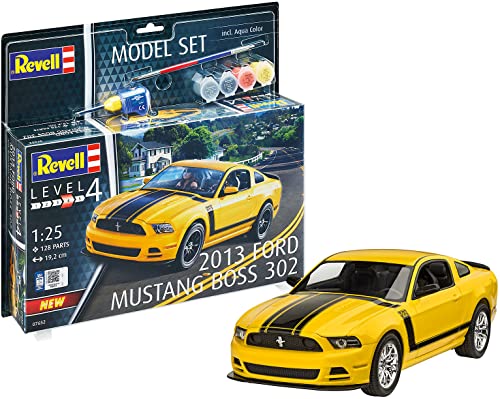 Revell RV67652 Set 1:25-2013 Ford Mustang Boss 302 Kit di modello in plastica