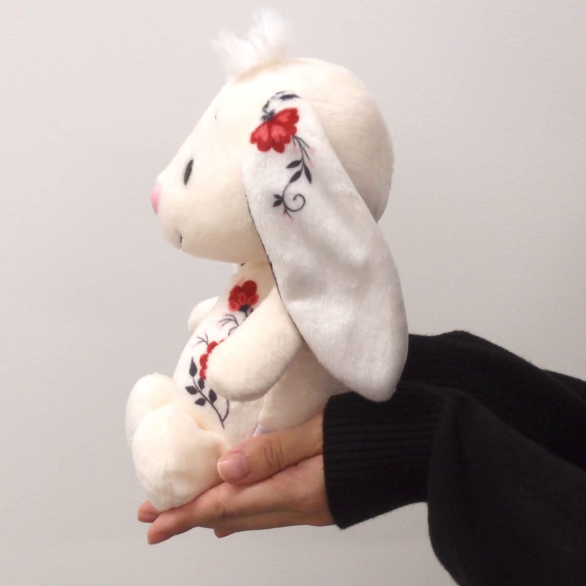 アンティーク コレクションうさぎぬいぐるみ 花の刺繍付き スイスからの、 ピンクのうさぎの ぬいぐるみ🐇🎀 ピンクパープル