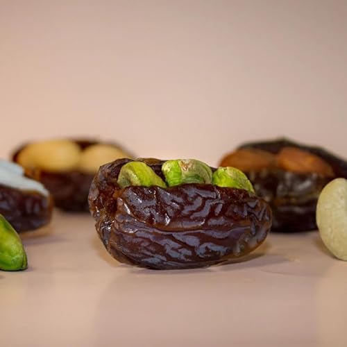 Odilia Bio Medjool Datteln Gefüllt – Luxusbox mit 8 Gourmet Datteln | Handgemacht in Deutschland | Vegan, Ohne Zuckerzusatz mit Nuss‑ & Fruchtfüllung | Edle Geschenkidee Made in Germany