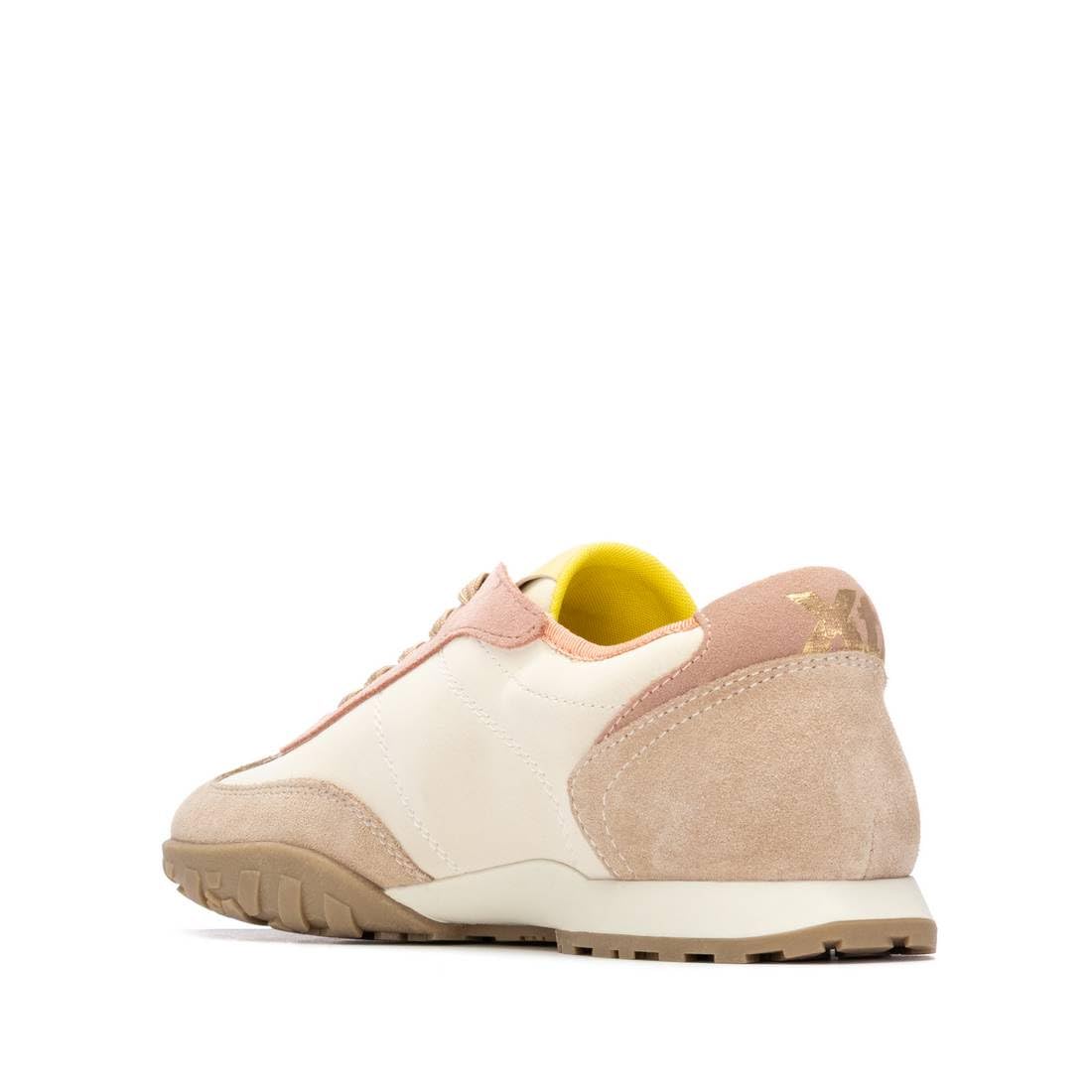 XTI - Sneakers Kobiety - Wygodne i wszechstronne obuwie – moda casualowa
