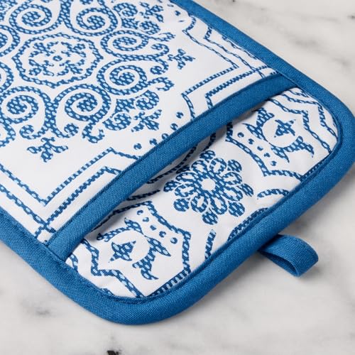 MARTHA-STEWART-Strie-Medallion-Pot-Holder-2-Pack-Set-Heat-Resistant-Non-Slip-Silicone-Grip-Navy-Blue-7×10 MARTHA STEWART Strie Medallion Pot Holder 2 Pack Set Heat Resistant Non Slip Silicone Grip Navy Blue 7×10