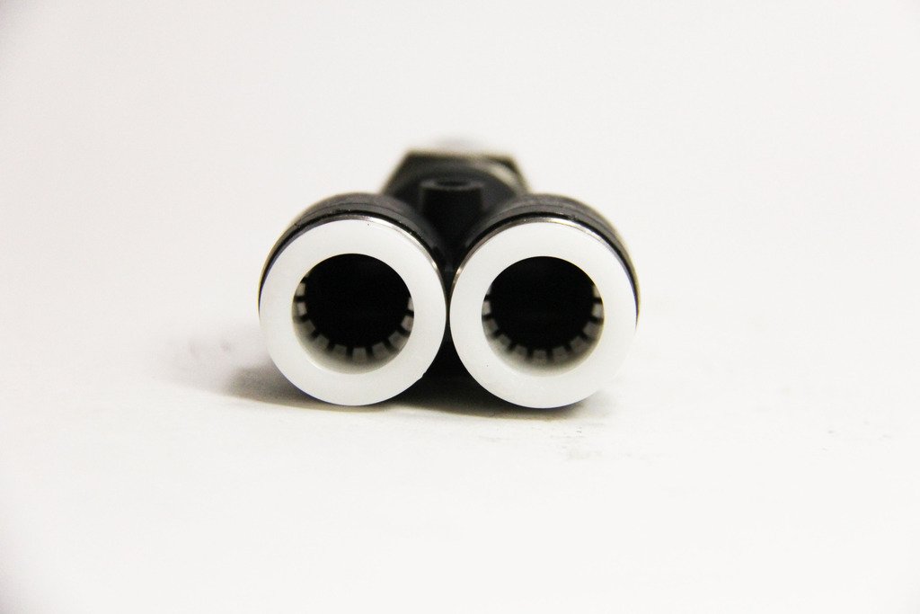 UPC PX1/2-N4UT Pisco Fitting, Straight, 1/4 Tube Diameter, 1/8 Thread Size NPT