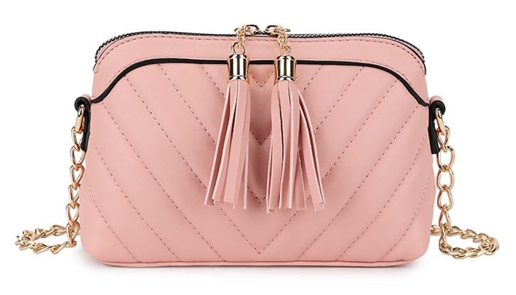 Sac pochette rose pour soirée et fêtes avec sangle chaîne dorée chic