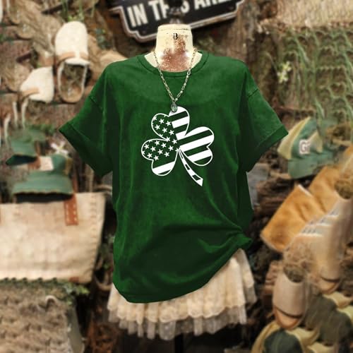 St Patrick's Day Women Shamrock Lucky Charm T-Shirt Irish Clover Festival Outwear