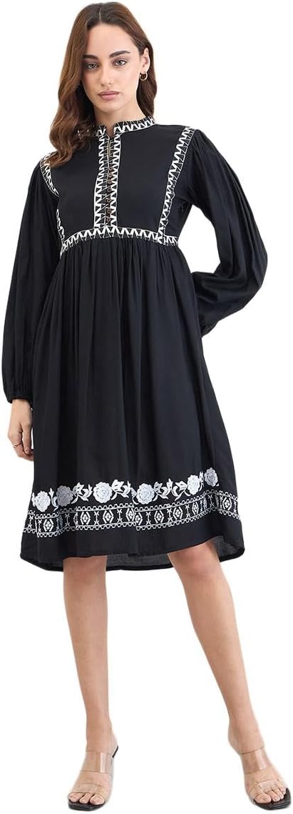 Styli 7012431501 Women Floral Print Knee Length Dress M Black