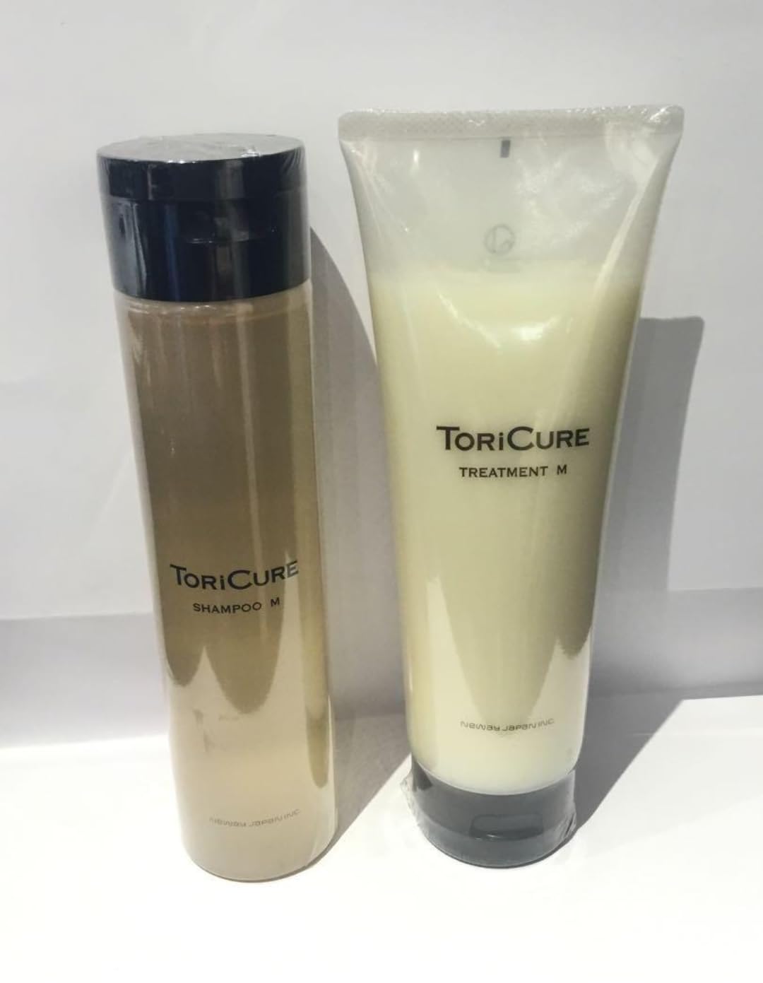 Amazon | トリキュア シャンプーM250ml &トリートメントM250g 本体