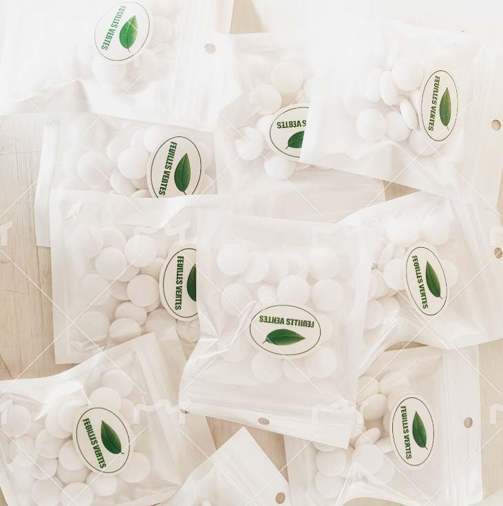 SnugSpot Pasado de Moda Original Bola de Polilla Bola de Insectos a Prueba de polillas Inodoro desodorización Armario protección 300 Piezas