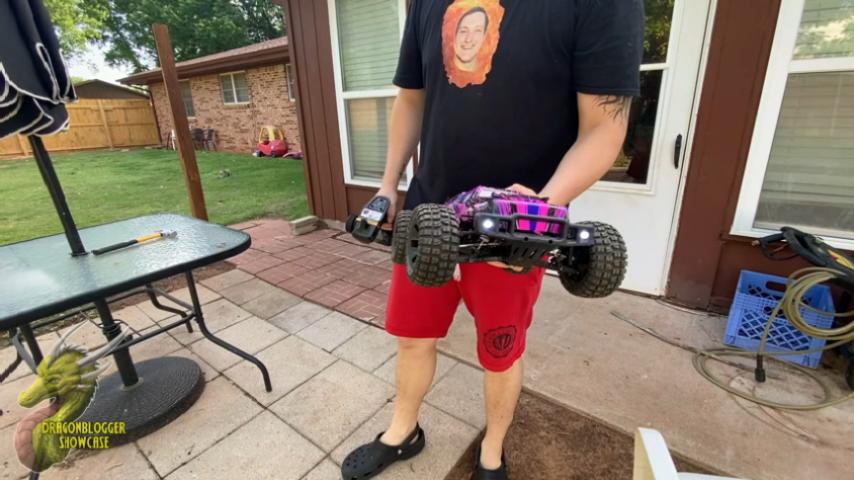 Watch Super Fast and Does Stunts! DEERC 200E RC Car Showcase on