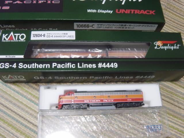 Amazon.co.jp: KATO USA 10666 SP GS-4 SL ＆E8/9A DL + モーニング
