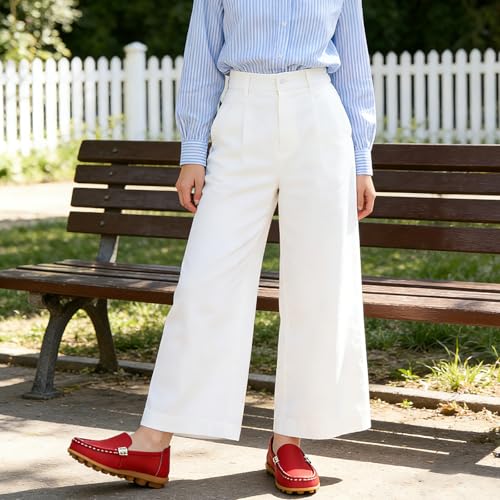 Image of Women's Comfortable & Lightweight Leather Loafers Slip-Ons Driving Walking Mocs Boat Shoes Cute Business Casual Dress Shoes Work Flats for Women