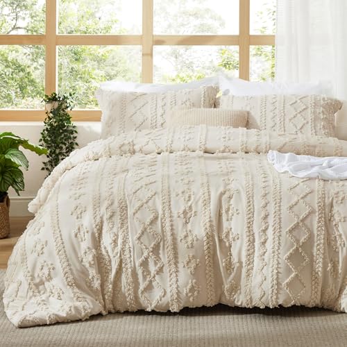 Bedsure Tufted Boho Comforter Set Queen Size - Beige Boho Bed Set, GentleSoft™ 3 Pieces Farmhouse Shabby Chic Embroidery Bedding, Gifts for Woman, Soft Jacquard Queen Comforter for All Seasons