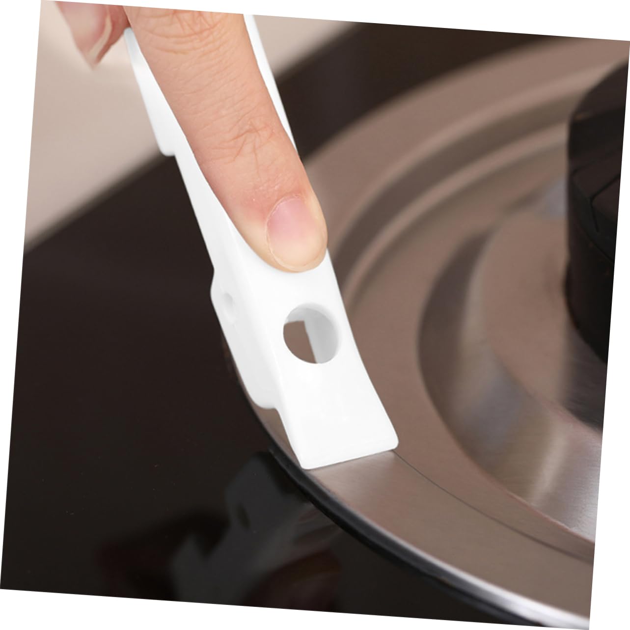 IWOWHERO Gas Stove Cleaning Brush Pot Pan Bottom Scrubber Deep Crevice Wire Brush