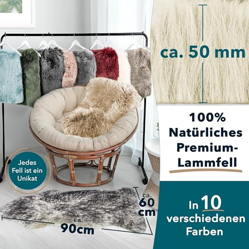 KARAT Lammfell echt - Ivory Flauschige Stuhlkissen Schaffell Deko Teppich für Wohzimmer & Kinderzimmer, Sitzauflage, Dekofell, mit Lederrücken 90x60 cm (Audrey)
