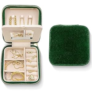 Benevolence LA Plush Velvet Jewelry Box | Travel Jewelry Case Organizer with Mirror | Featured in Oprah’s Favorite Things | Best Gifts For Daughter, Girlfriend, Mom | Gifts For Her – Emerald