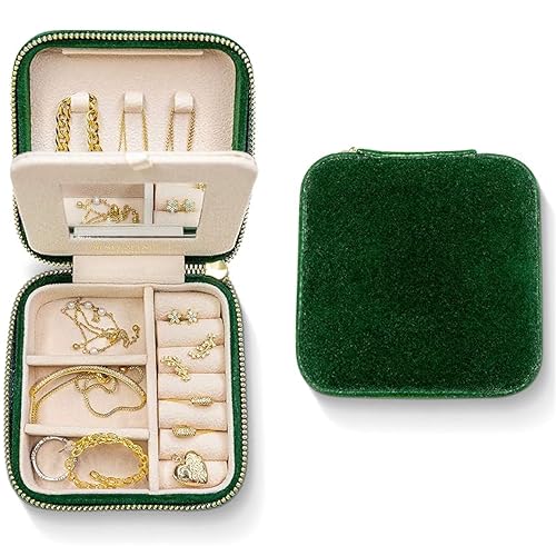 Benevolence LA Plush Velvet Jewelry Box | Travel Jewelry Case Organizer with Mirror | Featured in Oprah’s Favorite Things | Best Gifts For Daughter, Girlfriend, Mom | Gifts For Her – Emerald