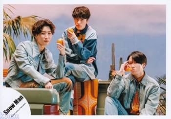 Amazon.co.jp: Snow Man 公式 生 写真（渡辺翔太・深澤辰哉・宮