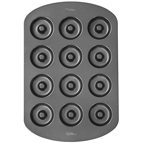 Wilton Medium Donut Pan, 12-Cavity