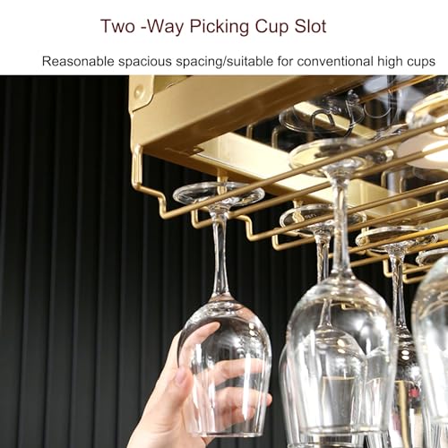 Casier à vin mural avec porte-verres pour une décoration de bar chaleureuse