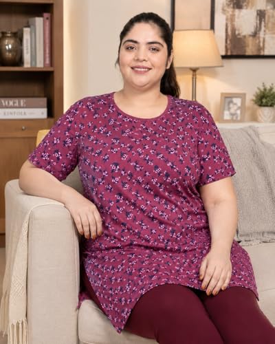 Image of In Love Women's All-Over Printed Cotton Plus Size Longline T-Shirt with Pockets