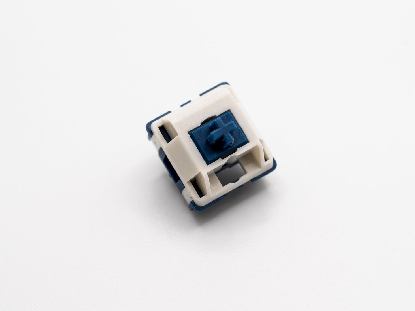 Zkeebs HMX Linear 5-Pin MX Mechanical Keyboard Switches for Custom Mechanical Keyboards (HMX Xinhai 55g, 90 Switches)