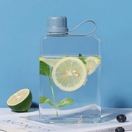 水筒ウォーターボトル トライタン ボトル バッグに入るスリムな平型 プラスチック メモリ付き水筒 Drvruro 軽量 クリアボトル 洗いやすい 子供 男の子 女の子 水筒フリー 透明ボトル 持ち手付き 携帯用軽い 漏れない水筒 再利用可能で平たいスリムな