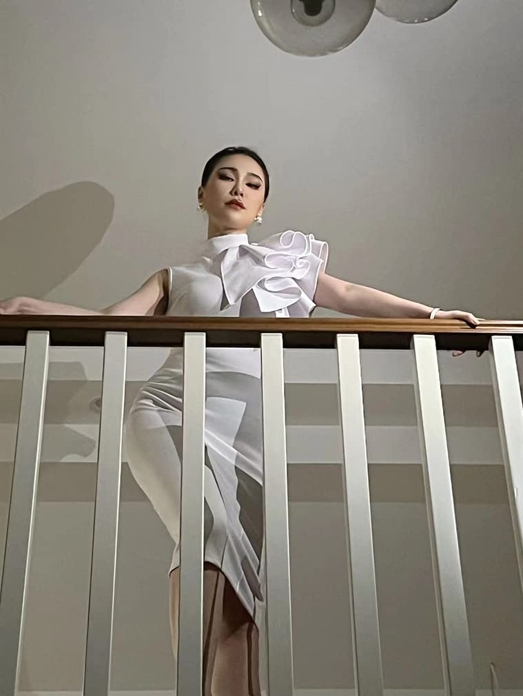 Abito a Matita Midi Formale Senza Maniche con Volant Aderente da Cocktail da Donna