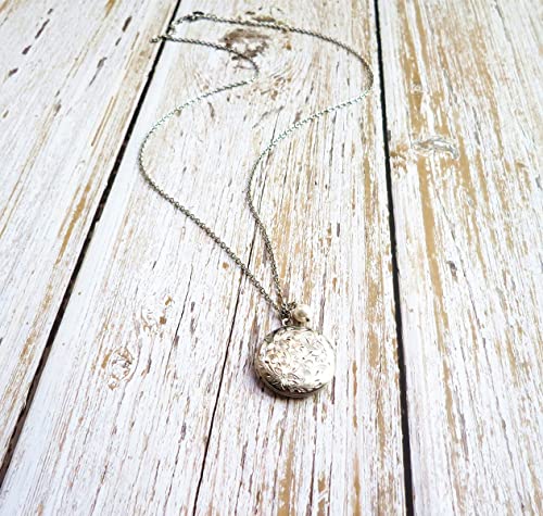 Sweet 16 Birthday Hidden Message Locket Necklace Encouragement 16 Year Old Birthday Gifts for Daughter Grandgaughter Niece4